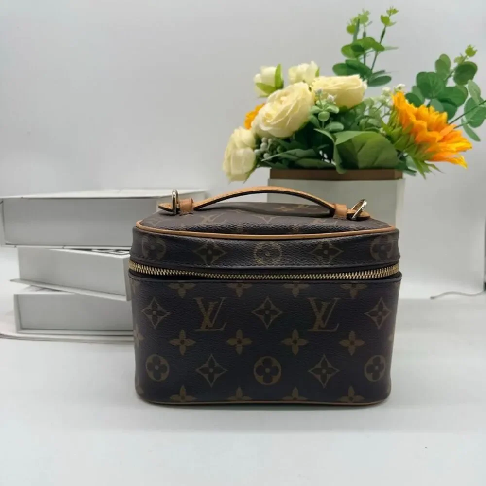 Louis Vuitton Women Pre-Loved Bag Very Good Condition